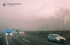Polizeipräsidium Osthessen: POL-OH: "Lieber einmal selbst am Schalter drehen": Polizei Osthessen gibt Verhaltenstipps zur Autobeleuchtung in der Herbstzeit