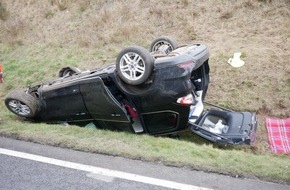 Polizeiinspektion Rotenburg: POL-ROW: ++ Sieben Verletzte bei Unfall auf der A1 - Großes Lob an Ersthelfer ++ Siebentausend Euro durch WhatsApp-Betrug verloren ++