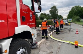 Feuerwehr Kirchhundem : FW-OE: zahlreiche Einsatzkräfte aus dem Hochsauerlandkreis und den Kreisen Olpe und Siegen-Wittgenstein zu Unwettereinsätzen im Kreis Unna