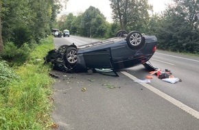 Polizei Bochum: POL-BO: Verkehrsunfall - Fahrzeug überschlägt sich