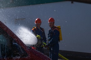 FW-AR: 24-Stunden-Schicht für den Feuerwehrnachwuchs