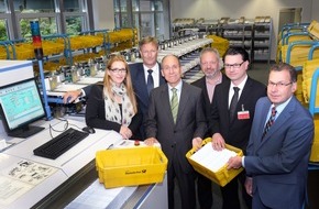 Provinzial Rheinland Versicherung AG: Der "grüne" Postbote: Neue Kooperation mit der Deutschen Post