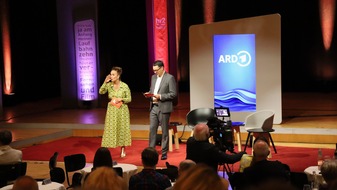 HR Hessischer Rundfunk: Vorverkaufsstart f&uuml;r ARD Radiokulturnacht der B&uuml;cher und ARD H&ouml;rbuchnacht im Rahmen der Frankfurter Buchmesse