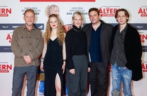 Constantin Film: S&ouml;nke Wortmanns DIE &Auml;LTERN begeistert das Premierenpublikum