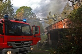 Feuerwehr Essen: FW-E: Feuer in ehemaliger Zechenhalle in Essen-Freisenbruch