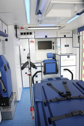 RKiSH: Der erste Intensivtransportwagen (ITW) für die schleswig-holsteinische Westküste startet