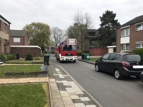 Feuerwehr Weeze: Gemeldeter Wohnungsbrand mit Menschenleben in Gefahr