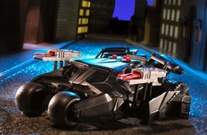 Mattel GmbH: Batman Begins - Year of the Bat 2005!