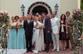 SAT.1: "Verliebt in Berlin" - Die Hochzeit des Jahres! Lisa Plenske heiratet David Seidel, den Mann ihrer Träume