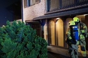 Feuerwehr Ratingen: FW Ratingen: - Trocknerbrand - junge Familie durch Rauchwarnmelder geweckt - bebildert