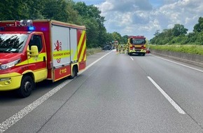 Feuerwehr Ratingen: FW Ratingen: Brennender LKW auf der BAB 52 sorgt f&uuml;r Vollsperrung