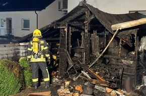 Freiwillige Feuerwehr Finnentrop: FW Finnentrop: Gartenhüttenbrand in Finnentrop-Fretter