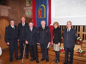 Feuerwehr Kalkar: Ehrungen der Freiwilligen Feuerwehr Stadt Kalkar