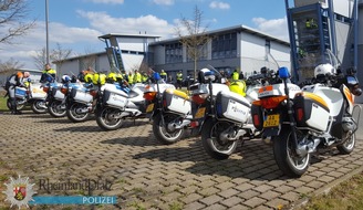 Polizeipräsidium Trier: POL-PPTR: Motorradsymposium mit theoretischen und praktischen Tipps für Biker über 45 Jahre