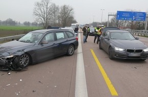 Polizeiinspektion Delmenhorst / Oldenburg - Land / Wesermarsch: POL-DEL: Autobahnpolizei Ahlhorn: Verkehrsunfall auf der Autobahn 1 im Bereich der Gemeinde Stuhr +++ Hoher Sachschaden und Verkehrsbeeinträchtigungen