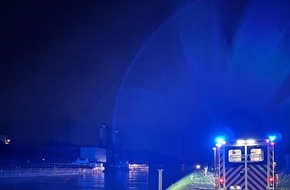 Feuerwehr Datteln: FW Datteln: Person aus dem Dortmund-Ems-Kanal gerettet.