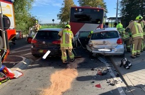 Feuerwehr Stolberg: FW-Stolberg: Schwerer Unfall - vier beteiligte Fahrzeuge / zeitgleich mehrere Einsätze