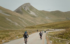 Graubünden Ferien: FreiPass Graubünden: Vier Pässe ein Tag lang autofrei