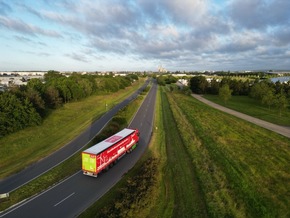 Spektakulärer Elektro-Roadtrip: Danfoss demonstriert Elektrifizierung im Schwerlastverkehr mit 20-Tonnen-Elektro-Lkw auf 1300 km langer Fahrt nach Le Mans