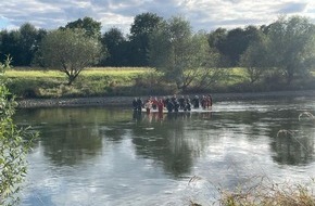 Polizeiinspektion Nienburg / Schaumburg: POL-NI: Polizei trainiert Rettung aus der Weser