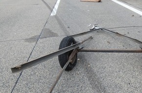Polizeiinspektion Oldenburg-Stadt / Ammerland: POL-OL: +++ Verkehrsunfall auf der A29 verursacht Vollsperrung +++