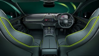 Aston Martin vereint in dem einzigartigen DBX707 AMR24 seine überragende Rennsporthistorie der Formel 1® mit dem Supersportwagen unter den SUV