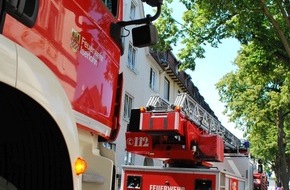 Feuerwehr Iserlohn: FW-MK: Brennende Gegenstände auf einem Balkon