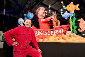 Weltpremiere im Düsseldorfer Karneval: Zwei Mottowagen von Jacques Tilly werden bereits vor dem Rosenmontagszug bekannt