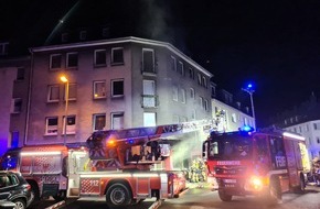 Feuerwehr Essen: FW-E: Unruhige Nacht für die Essener Feuerwehr: Mehrere Brände fordern die Einsatzkräfte