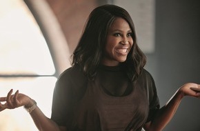 WW Deutschland: Motsi Mabuse und weitere Teilnehmer im neuen WW TV-Spot sind sich einig: "Noch nie ging Abnehmen so einfach(1), maßgeschneidert und flexibel wie mit meinWW[TM]"