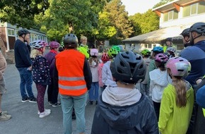 Kreispolizeibehörde Siegen-Wittgenstein: POL-SI: Alt hilft jung - jung hilft alt: Polizei startet das Projekt "Fahrrad-Pate" - #polsiwi