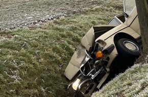 Polizei Coesfeld: POL-COE: Olfen, Rechede/ Auto kommt von Fahrbahn ab