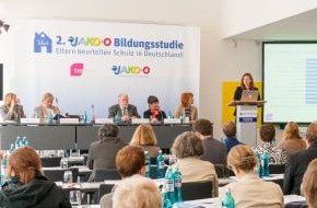 JAKO-O: Turbo-Abi entschleunigen! - Eltern kritisieren das deutsche Schulsystem / 2. JAKO-O Bildungsstudie veröffentlicht