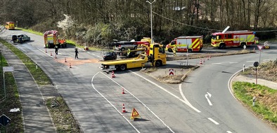 Feuerwehr Ratingen: FW Ratingen: 01.03.24, Verkehrsunfall mit Verletzten