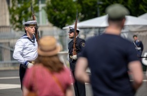 Zentrum f&uuml;r Milit&auml;rgeschichte und Sozialwissenschaften der Bundeswehr: Wie wehrbereit sind wir? Die neue Bev&ouml;lkerungsbefragung 2026