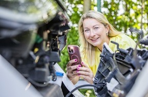 DEVK Versicherungen: DEVK-Umfrage: Hohe Spritpreise machen den Wechsel zum E-Auto attraktiv