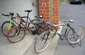 Polizeidirektion Göttingen: POL-GOE: (479) Fahrräder sicher gestellt - Besitzer gesucht