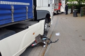 Polizeiinspektion Nienburg / Schaumburg: POL-NI: Verkehrsunfall zwischen Lkw und Radfahrerin