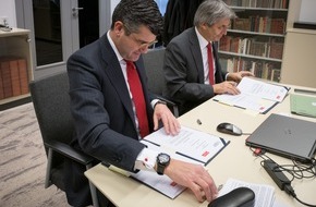Openbank Deutschland: Santander und Technische Universit&auml;t Dresden vereinbaren Partnerschaft