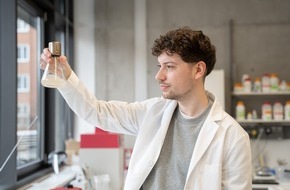 Hochschule München: Pressemitteilung: Kalkablagernde Bakterien - Aus Staub wird Gestein