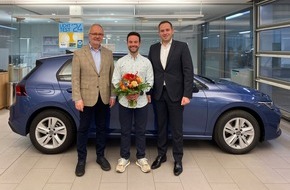 ZDK Zentralverband Deutsches Kraftfahrzeuggewerbe e.V.: Licht-Test-Gewinn: VW Golf geht nach München