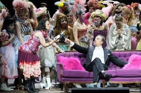 Das Festtagsprogramm 2025: bildstarke Naturdokus, stimmungsvolle Konzerte und große Legenden der Leinwand ab 19.12. auf arte.tv und auf ARTE