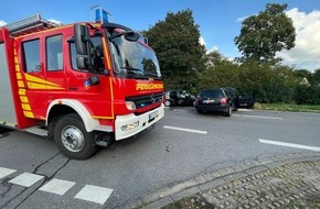 Freiwillige Feuerwehr Hünxe: FW Hünxe: Auslaufende Betriebsmittel nach Verkehrsunfall