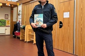 Bundespolizeiinspektion Hamburg: BPOL-HH: Bundesweiter Vorlesetag - Bundespolizisten sorgen für strahlende Gesichter bei Kindern