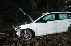 Kreispolizeibehörde Oberbergischer Kreis: POL-GM: Auto landet am Baum