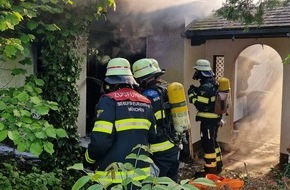 Feuerwehr München: FW-M: Feuer in leer stehendem Wohnhaus (Milbertshofen)
