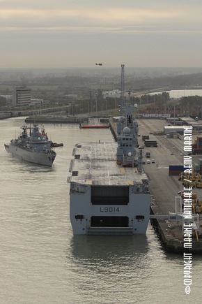 Deutsche Marine - Pressemeldung: EU-Militärausschuss überzeugt sich von maritimen Fähigkeiten - Fregatte &quot;Bayern&quot; mit &quot;EU Battle Group&quot; in Seebrügge