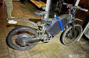 Polizeipräsidium Westpfalz: POL-PPWP: Flucht mit selbstgebautem hochmotorisiertem Fahrrad