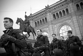 POL-H: Fotoprojekt &quot;Hellfeld&quot; / Einladung zu einer Vernissage und Pressetermin