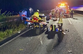 Feuerwehr Recklinghausen: FW-RE: Verkehrsunfall mit drei Verletzten - Schwerlasttransport beteiligt